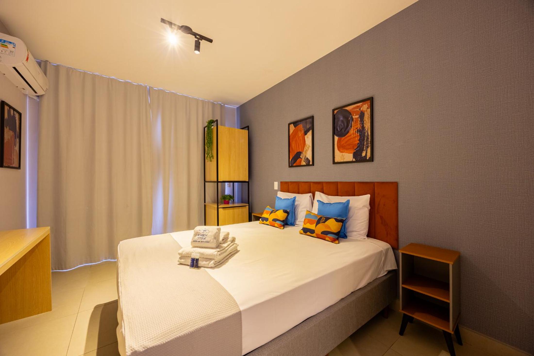 Easy Star - Belo studio com varanda em Perdizes - KW01I