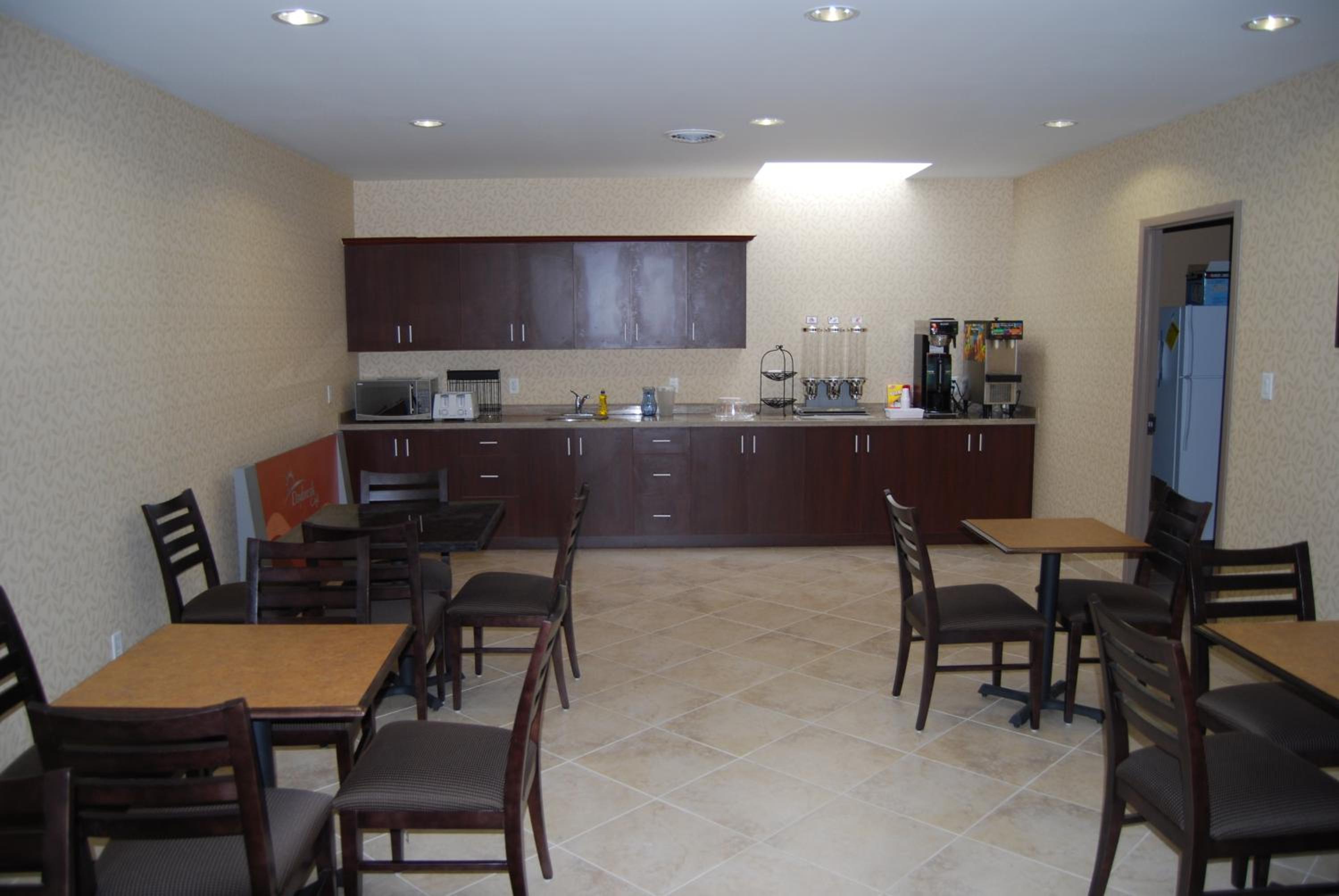 Days Inn by Wyndham Brampton - Property Image 6