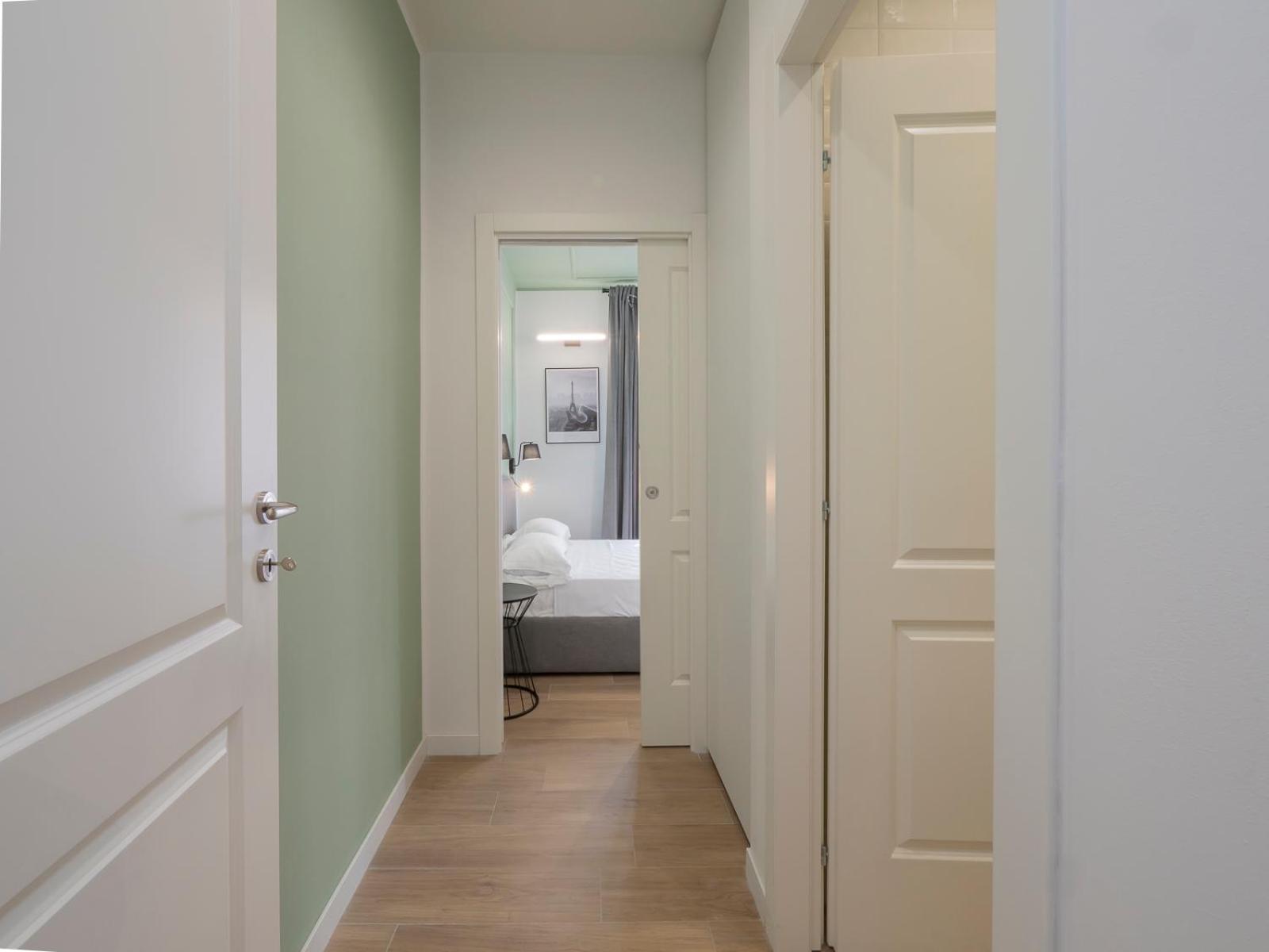 Youhosty - Modern Portello Apartment