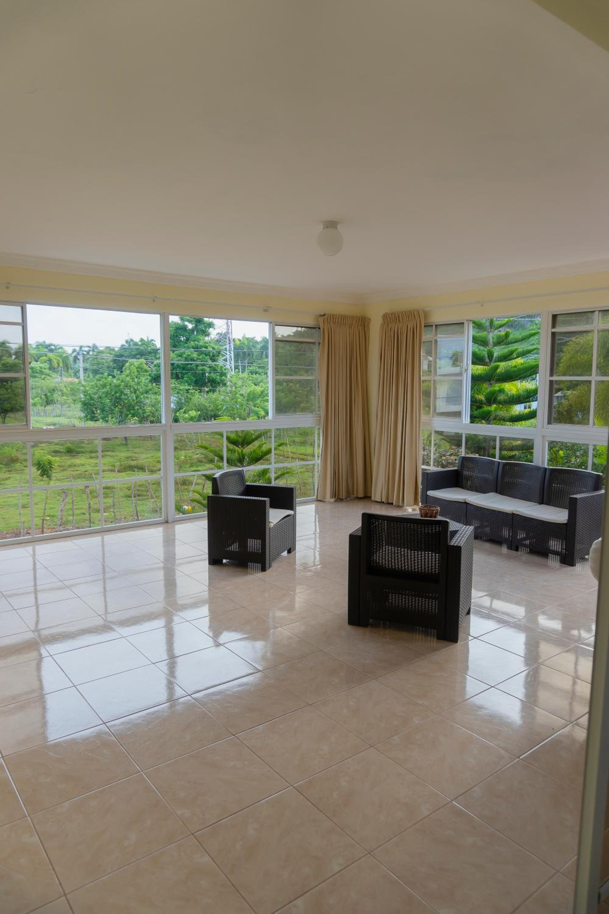 Villa Ramon Reynoso, Cabrera