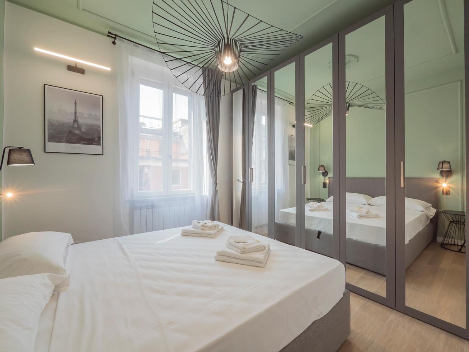Youhosty - Modern Portello Apartment