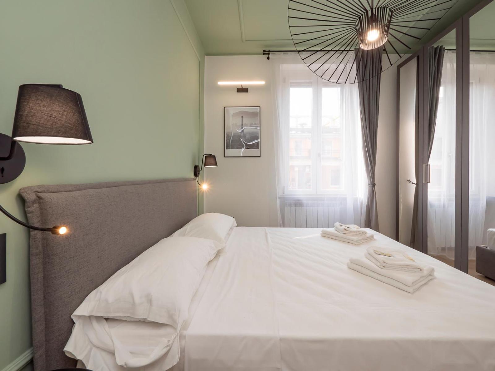 Youhosty - Modern Portello Apartment