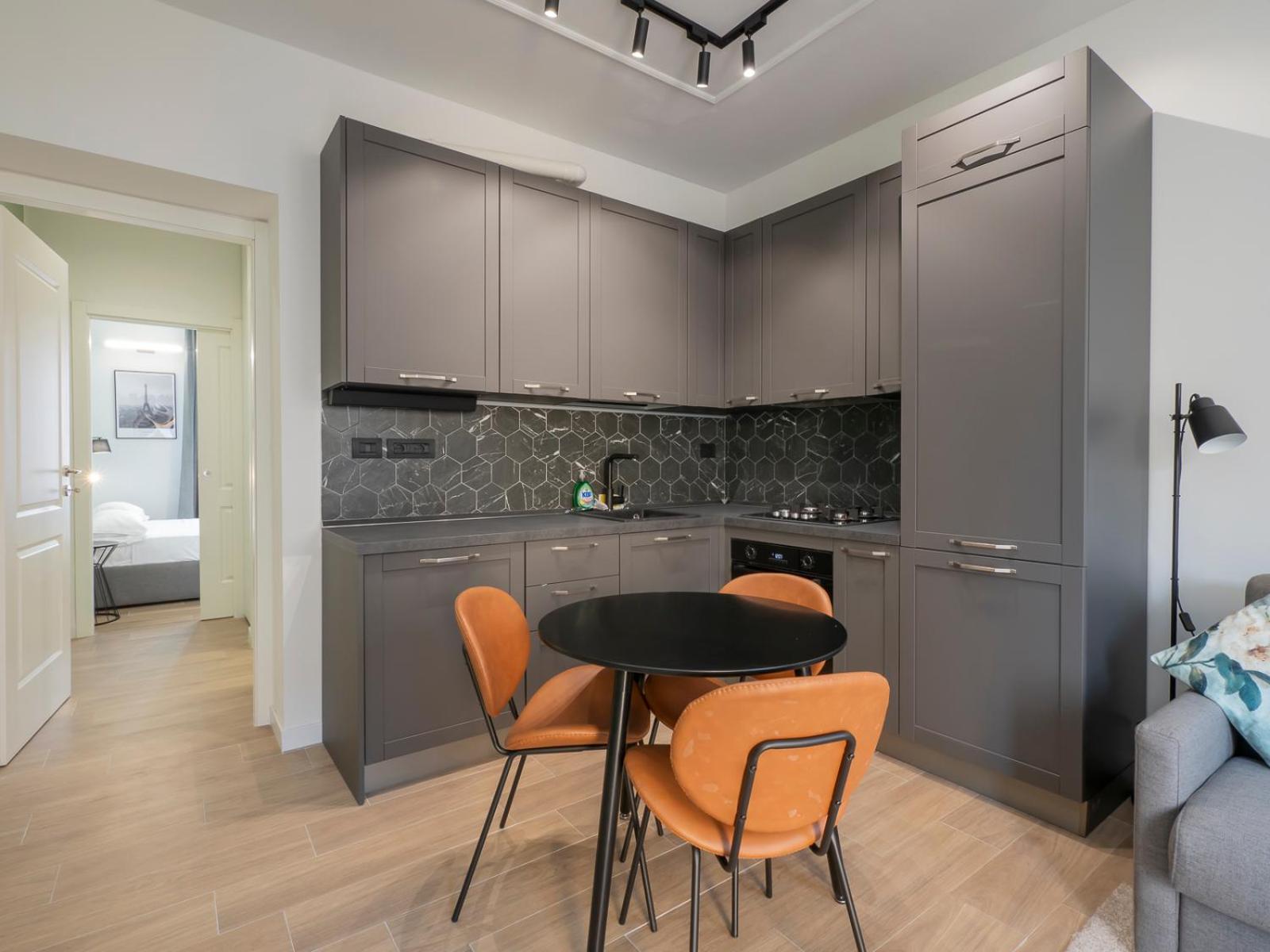 Youhosty - Modern Portello Apartment