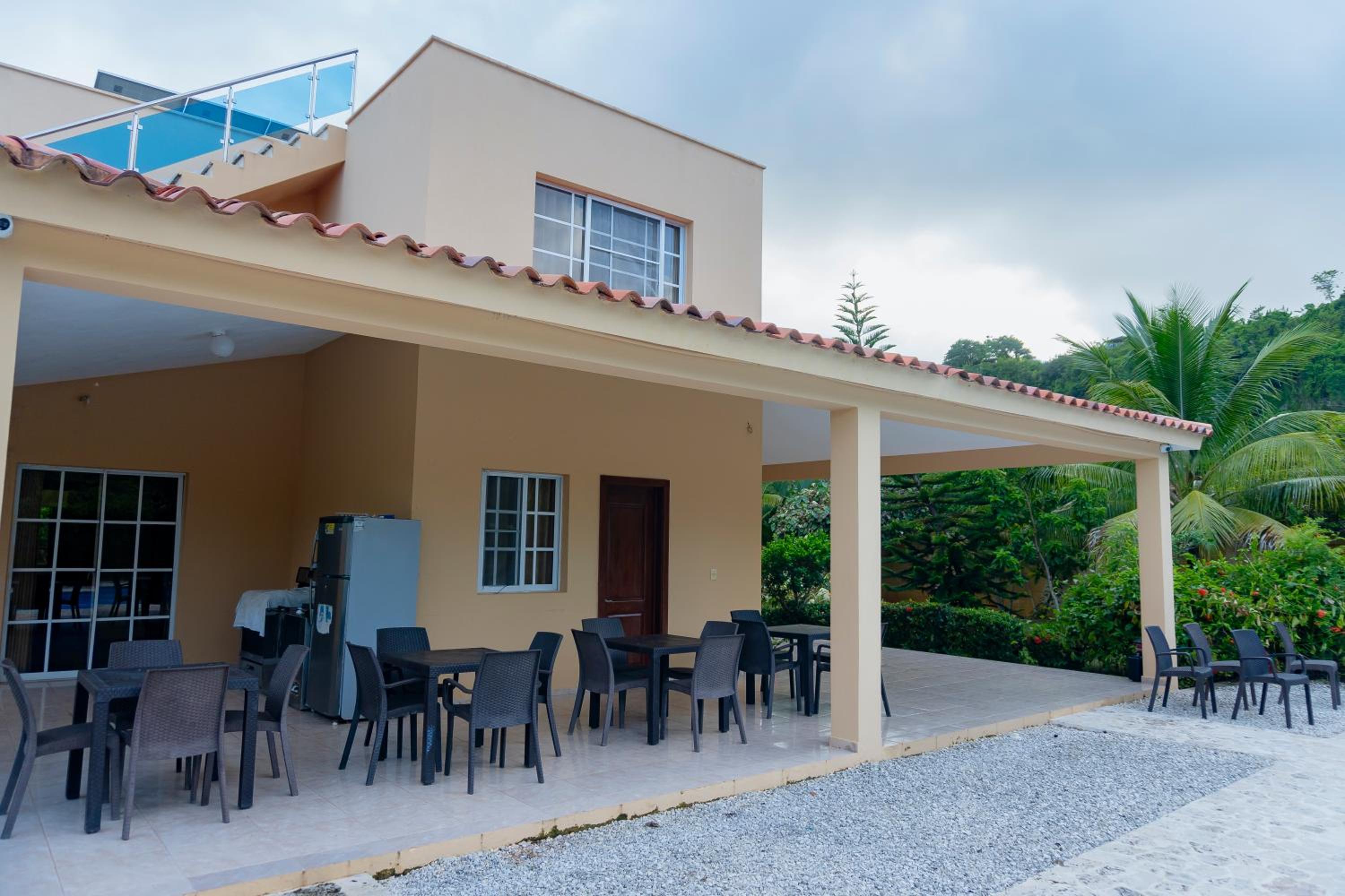 Villa Ramon Reynoso, Cabrera