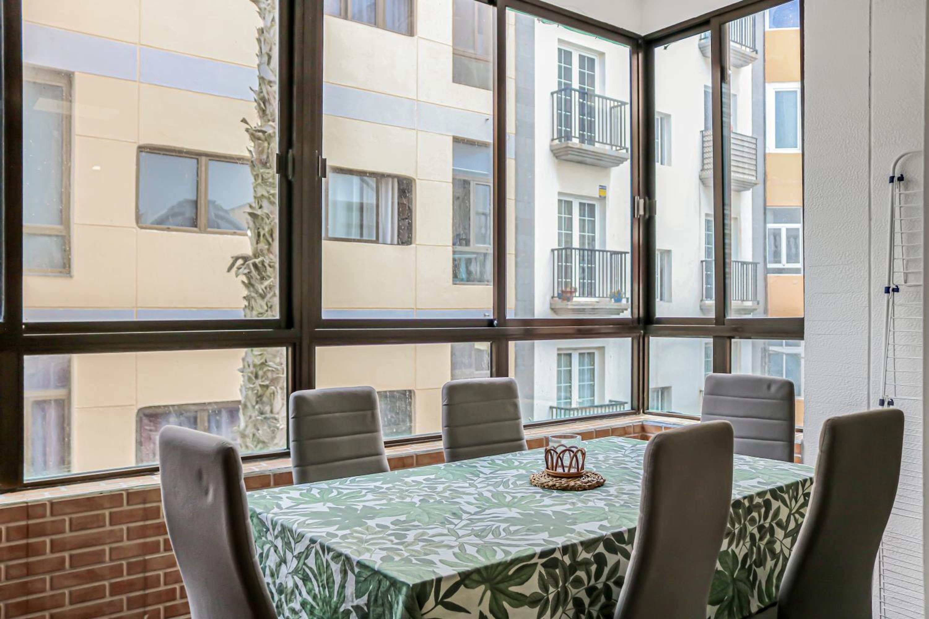 Stylish City Retreat Las Palmas