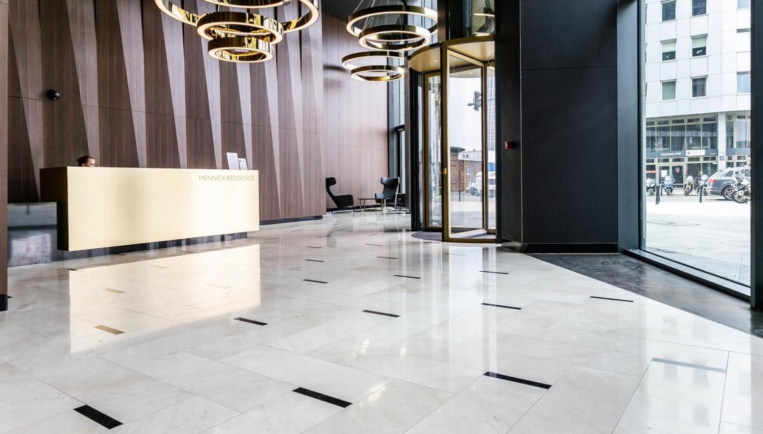 Golden Skyline Suites - Mennica Residence - Panoramic City View