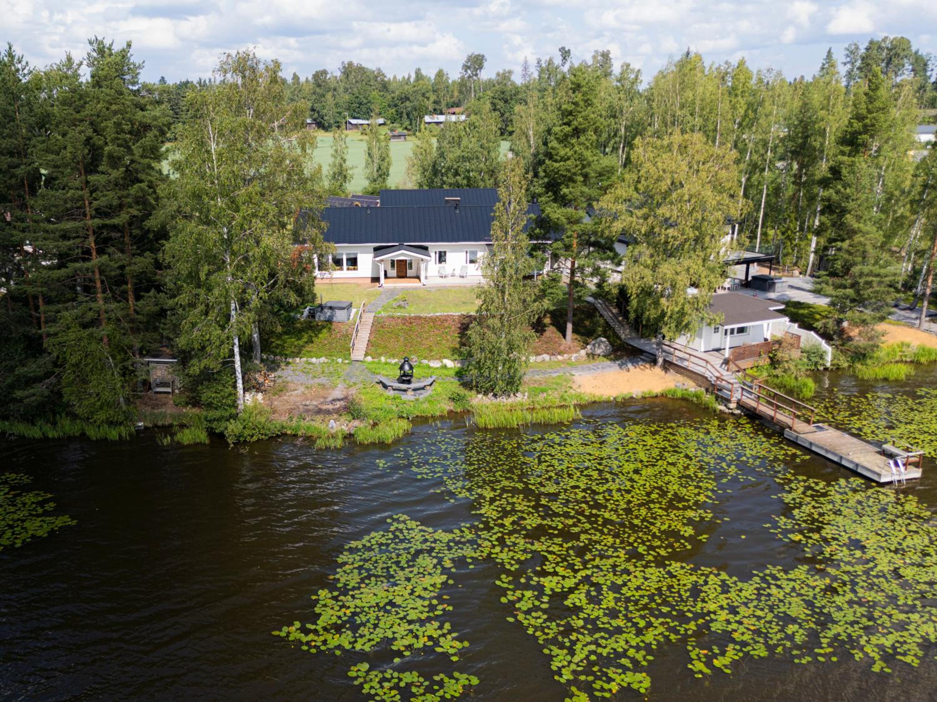 Hotel Villa Nurmenhelmi Jarven Rannalla