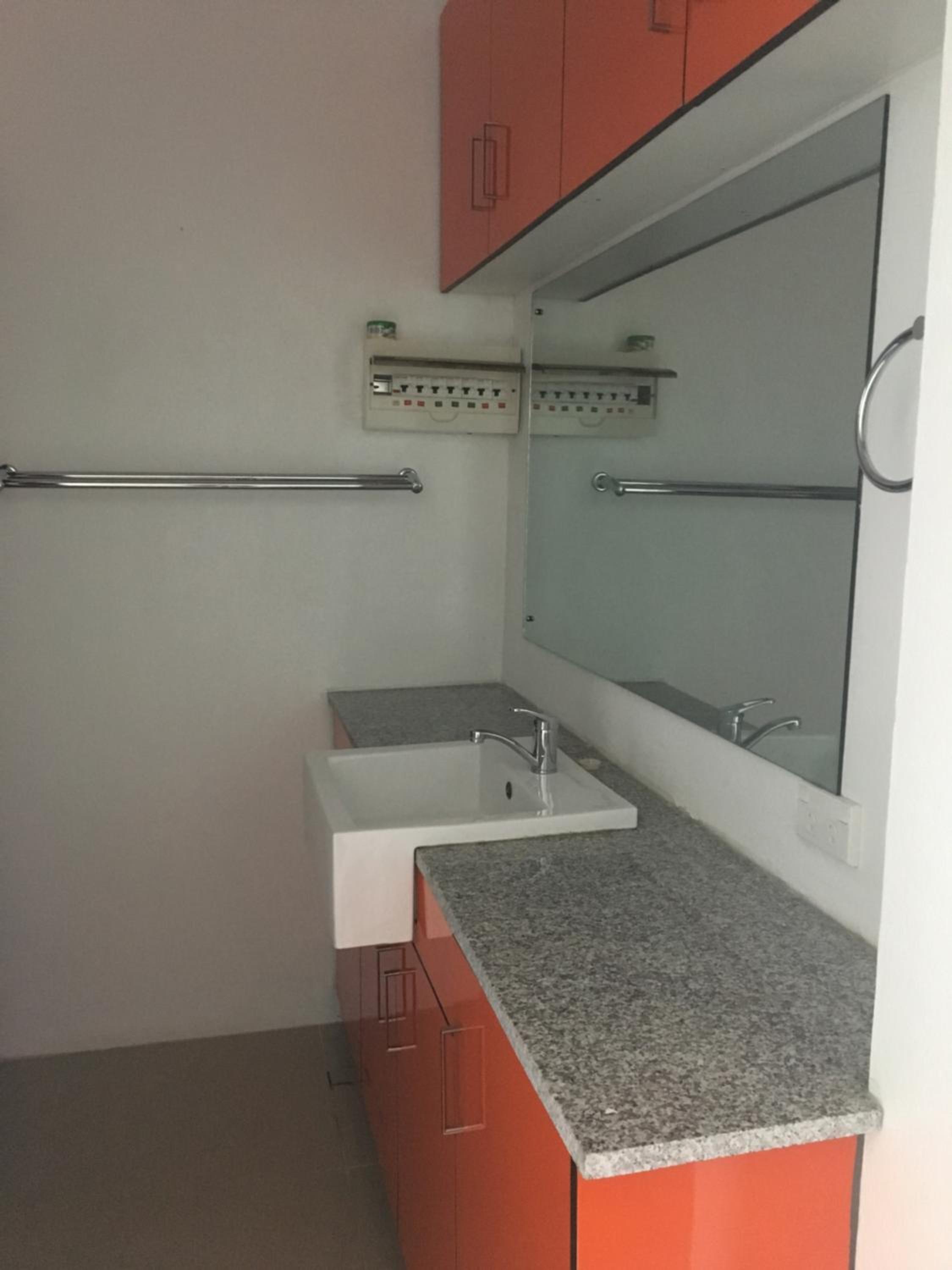 Seaview Heights Apartment