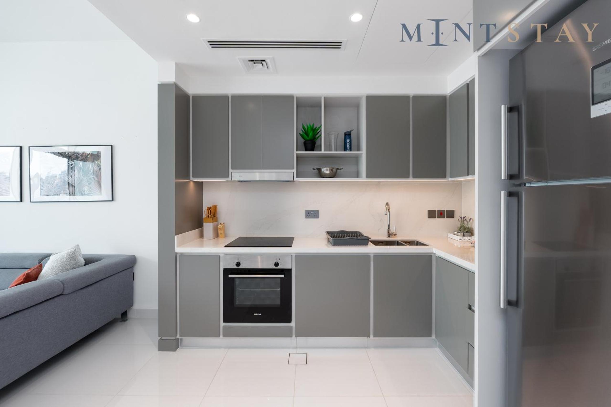 Sunrise Bay, Emaar Beachfront Dubai Harbour - Mint Stay