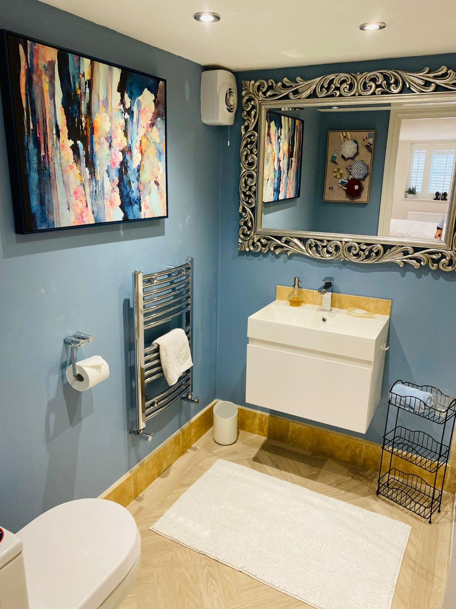 Award Winning Elegant luxurious refurbished meticulous 3 Bed