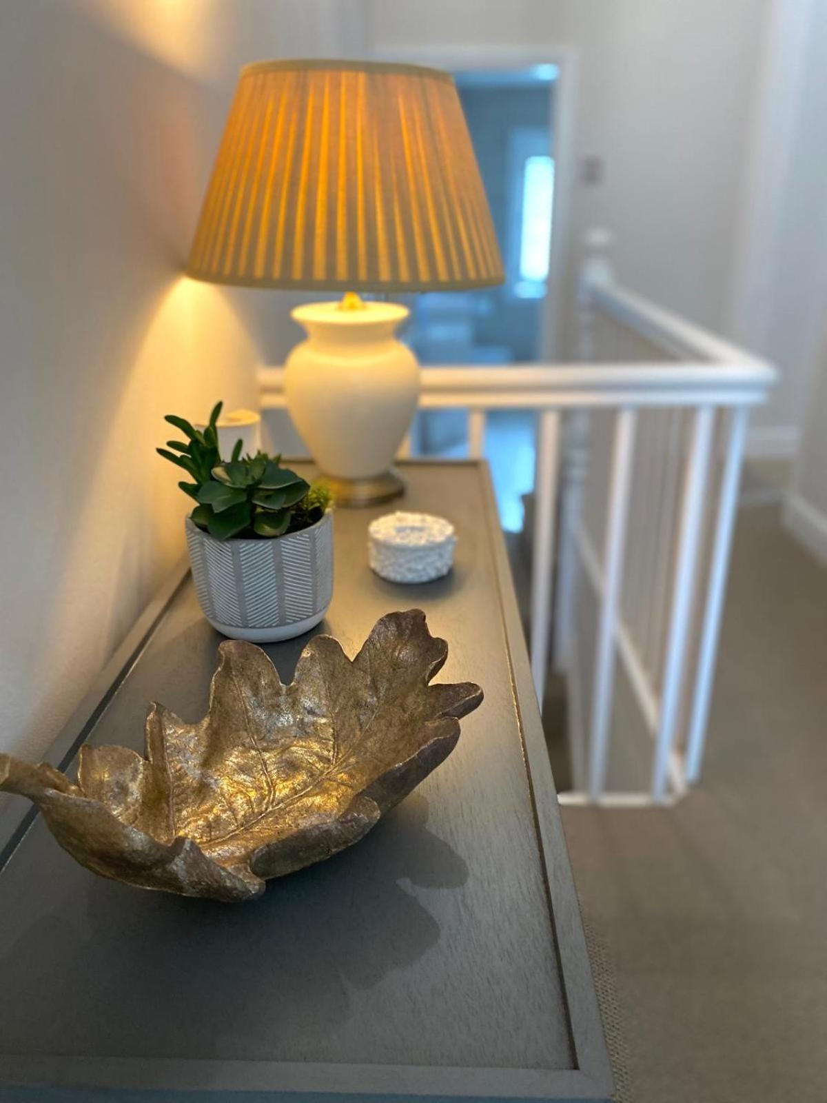 Award Winning Elegant luxurious refurbished meticulous 3 Bed