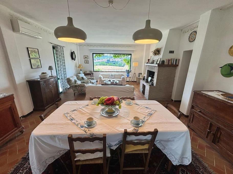 Lovely Farmhouse in Recanati photo 4