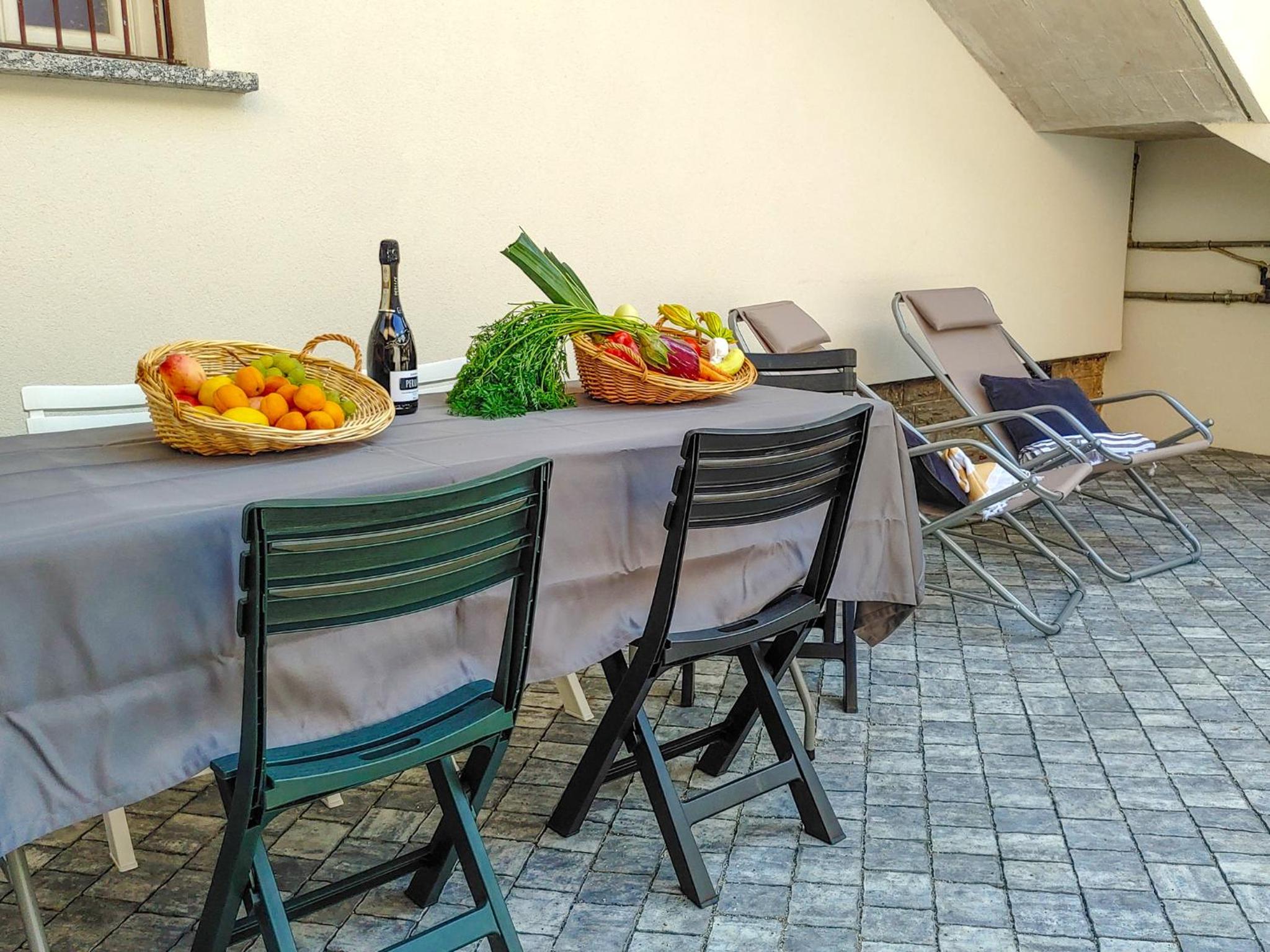 Piazzetta Dongo