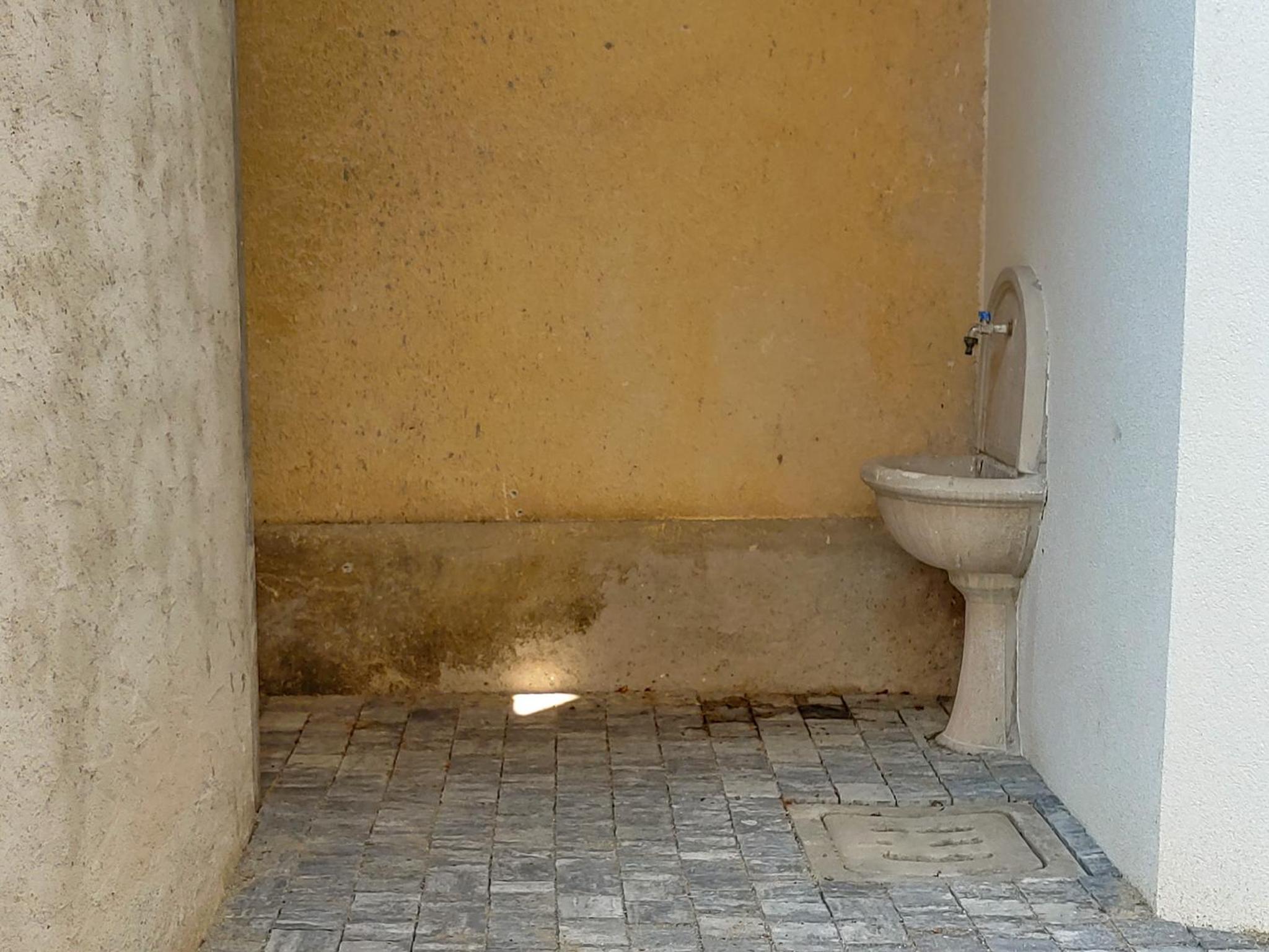 Piazzetta Dongo
