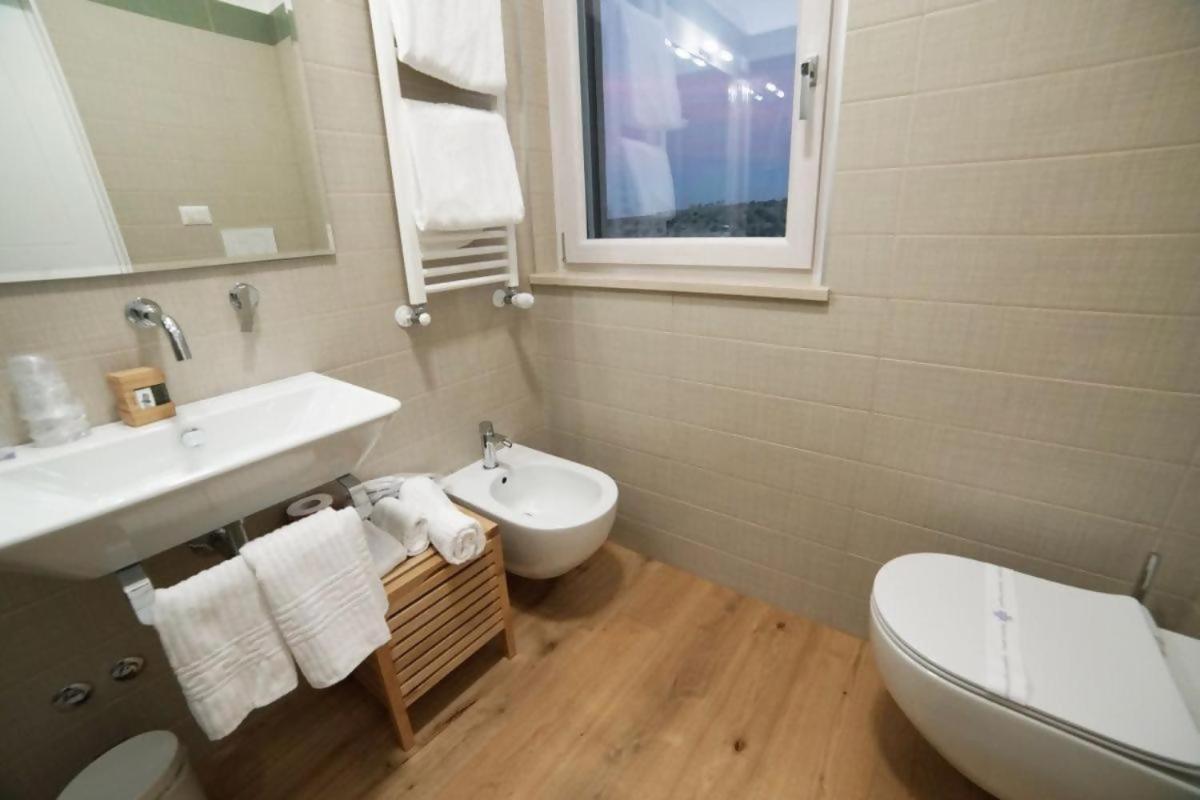 Casa Festa Rooms - Affaccio sul Canyon a due passi dai Sassi - Image 5