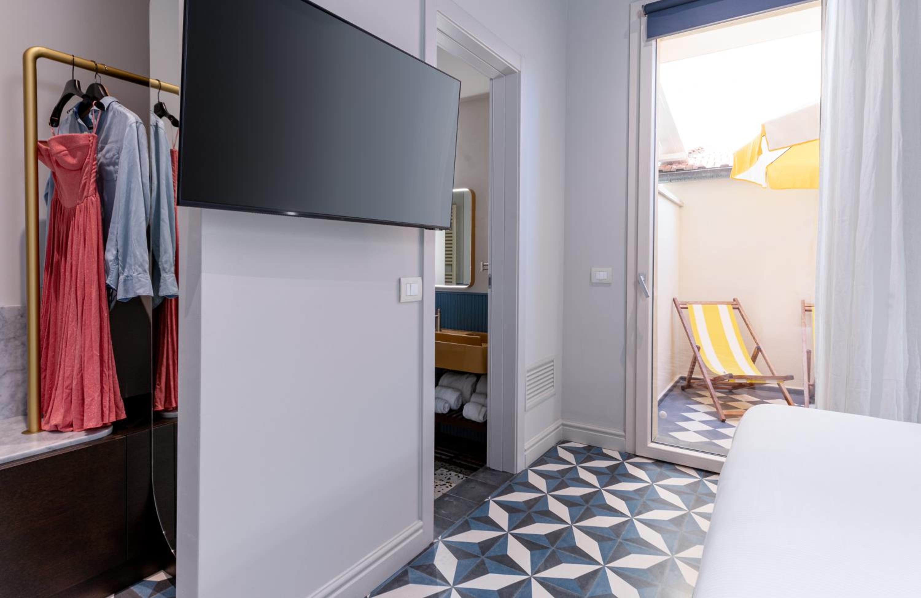 Riva Rooms