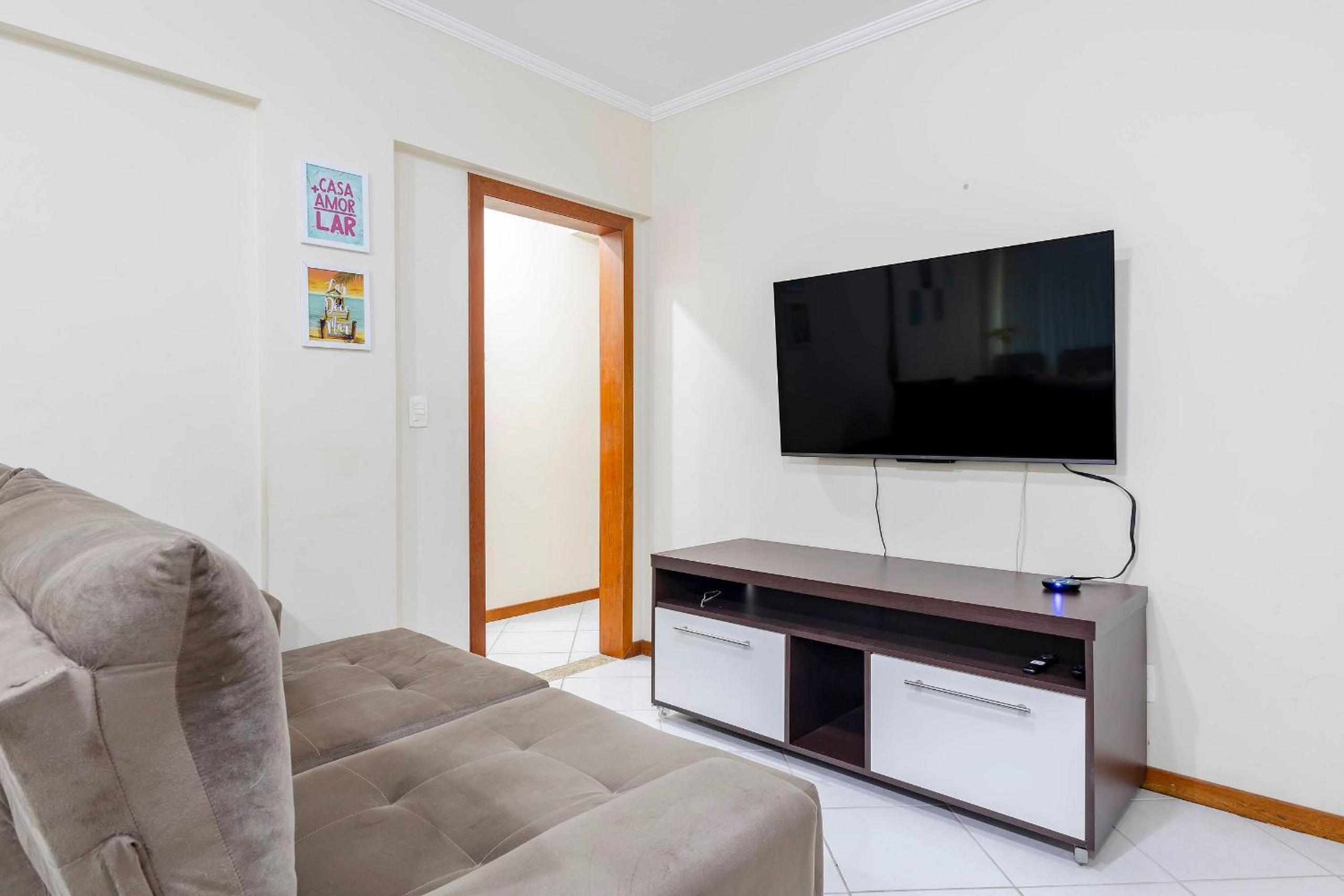 Confortável Apartamento a Poucos Minutos da Praia