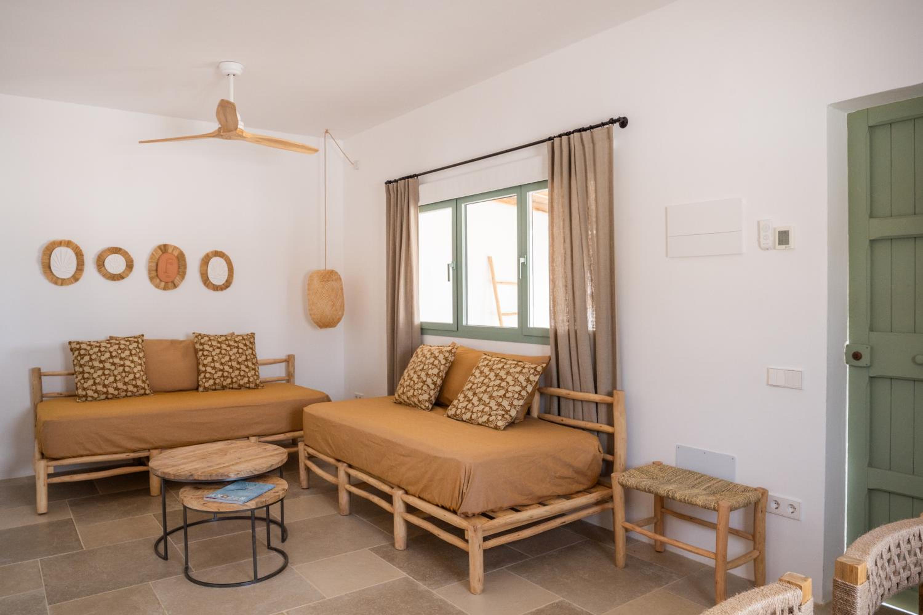 Apartamentos Punta Rasa