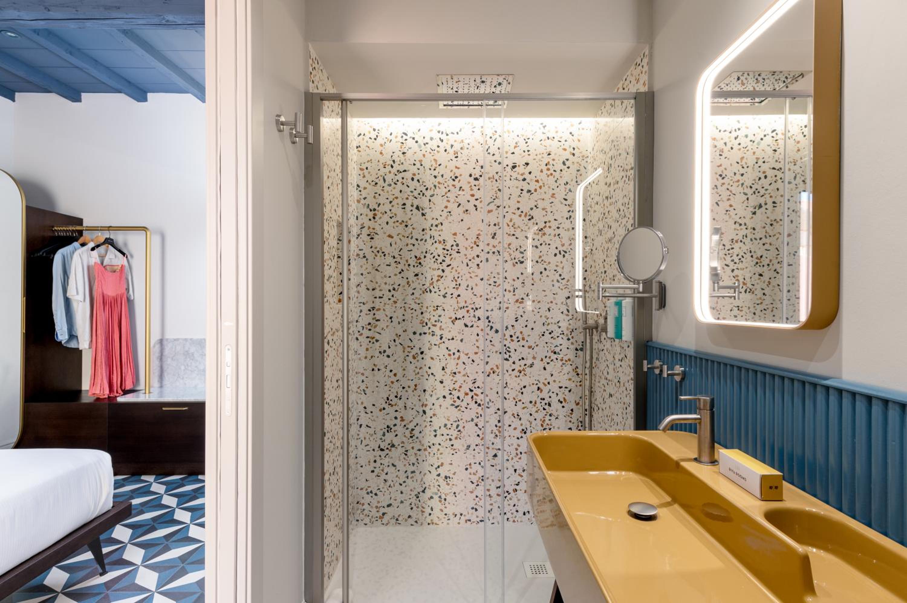 Riva Rooms