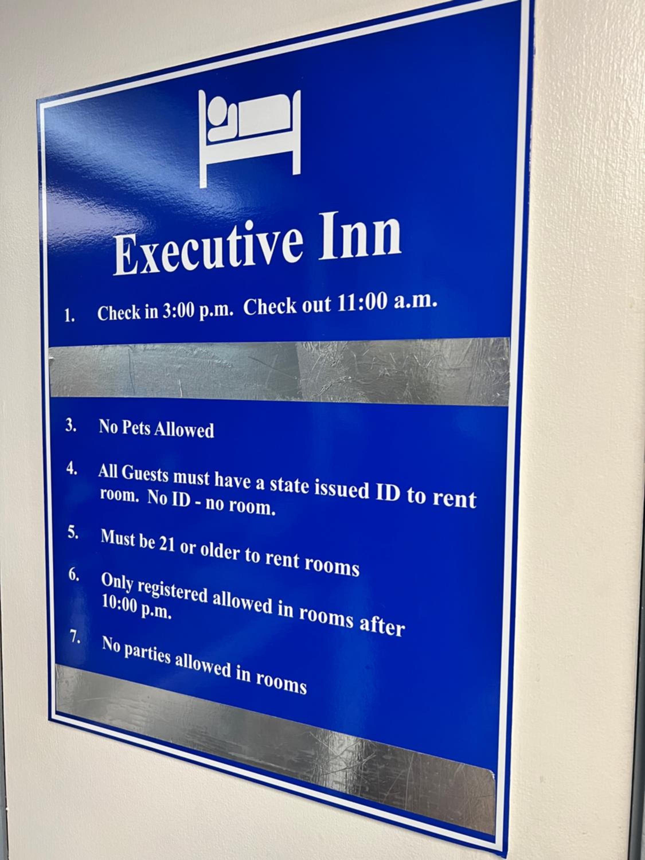 Executive Inn Owatonna Hwy 35