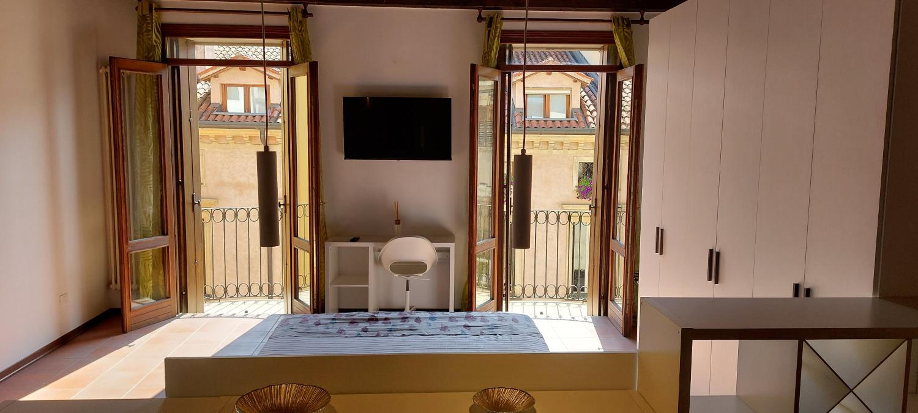 Studio Rosa view 5
