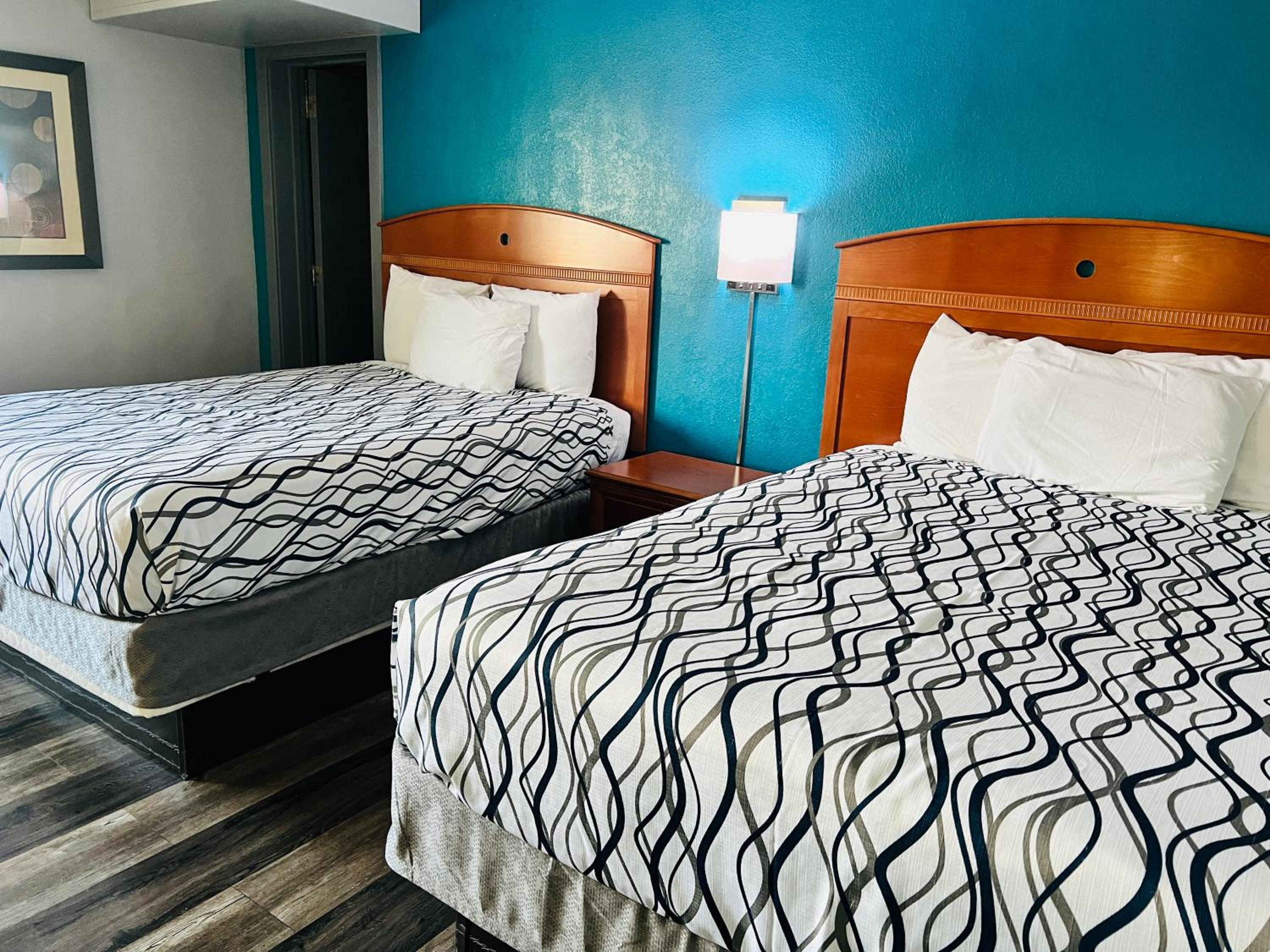 Executive Inn Owatonna Hwy 35
