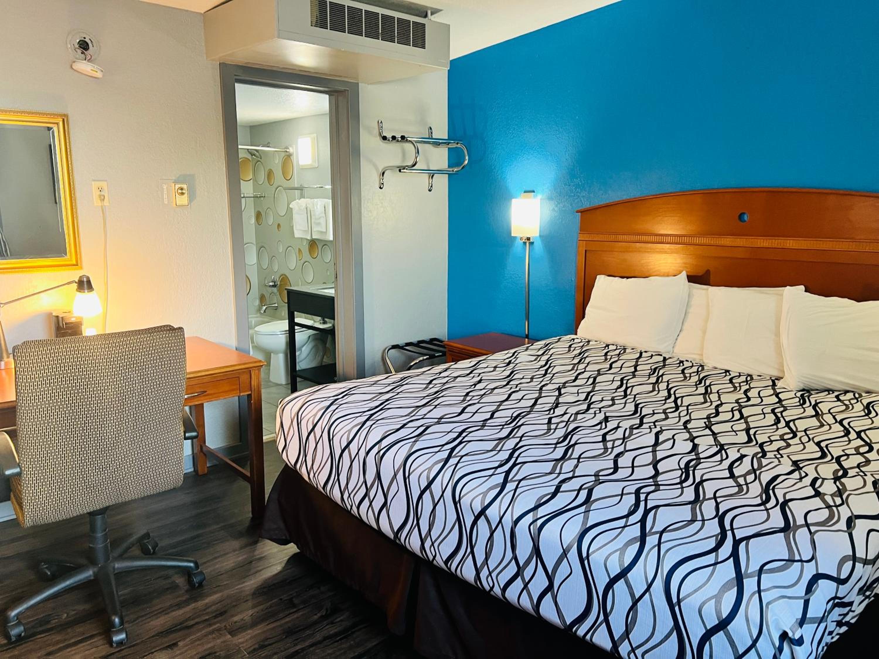 Executive Inn Owatonna Hwy 35