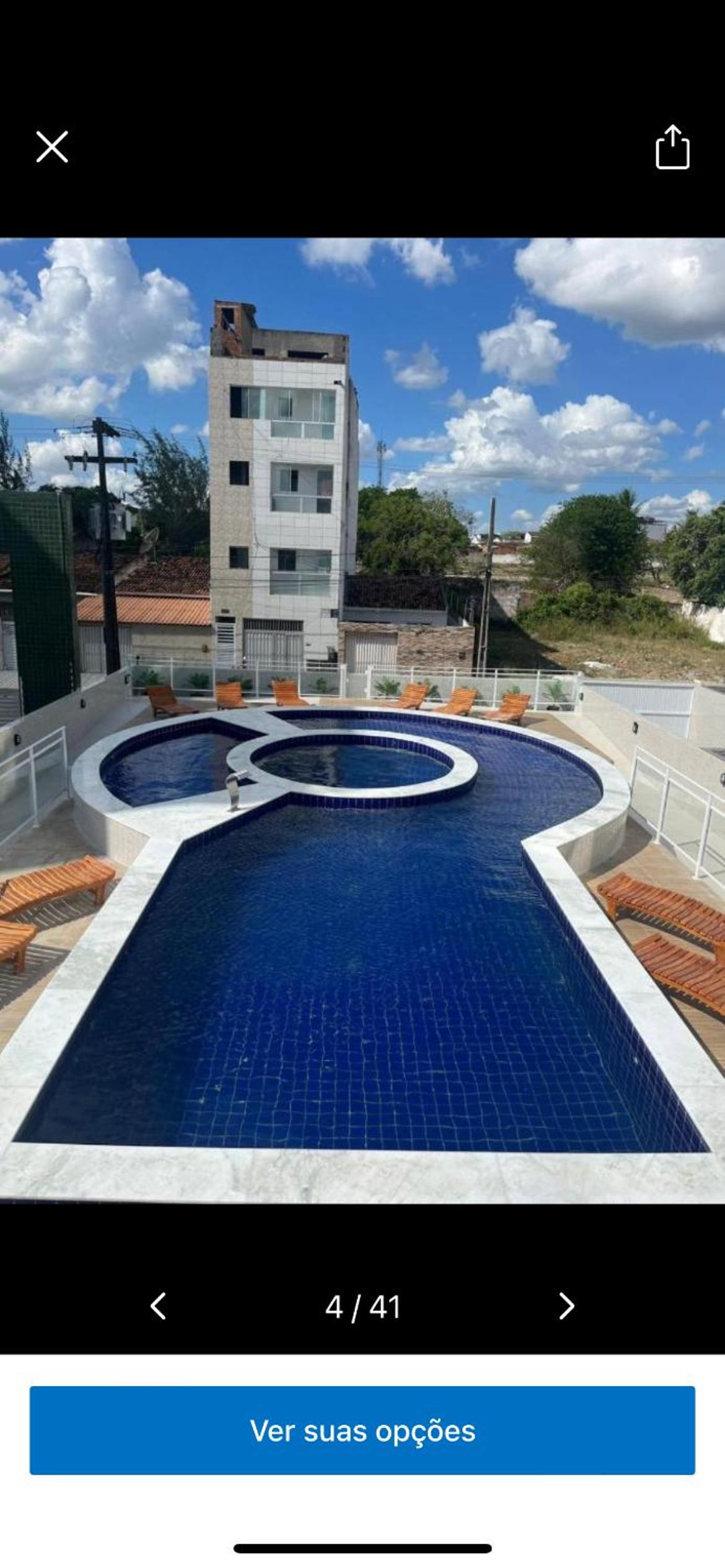 Flat alto padrão com piscina