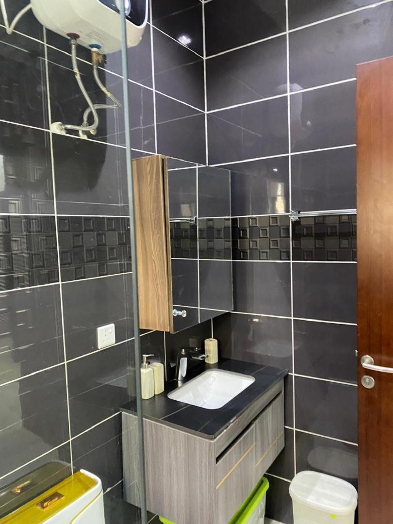Waterview 2bedroom Self compound penthouse with large balcony in ikoyi view 2