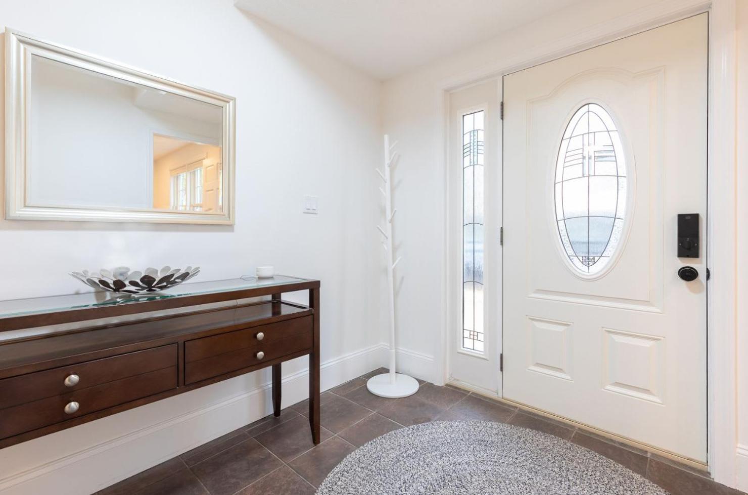 Private Home Near Kendall Sq view 3