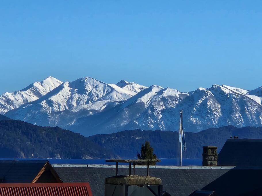 Bariloche Doves Apart