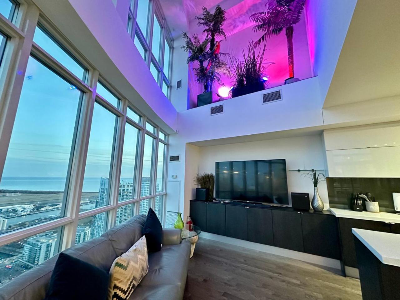 City/Lake view 2-storey condo w/parking