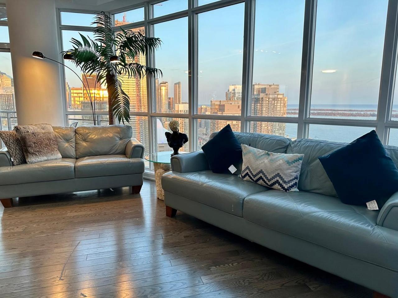 City/Lake view 2-storey condo w/parking