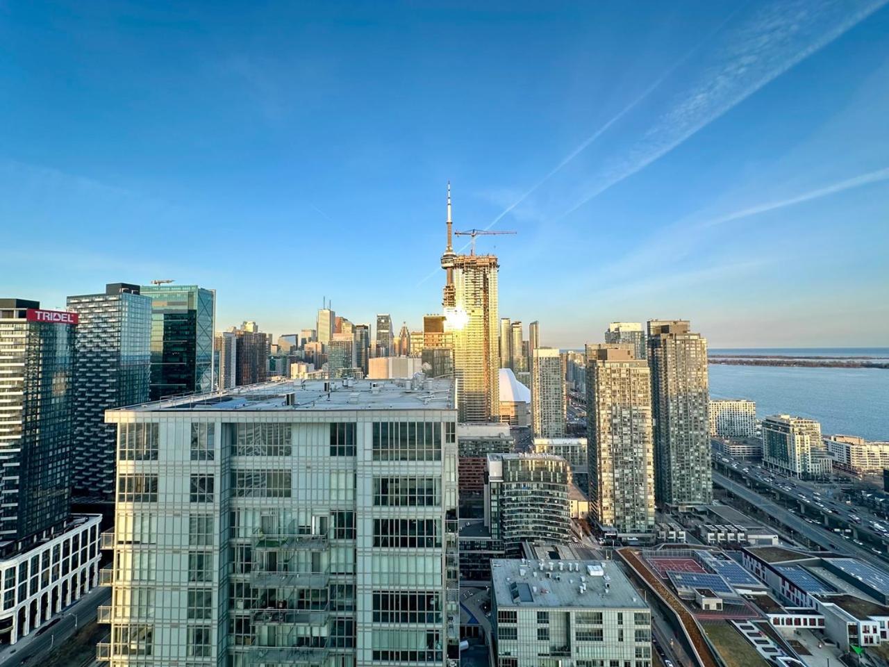 City/Lake view 2-storey condo w/parking