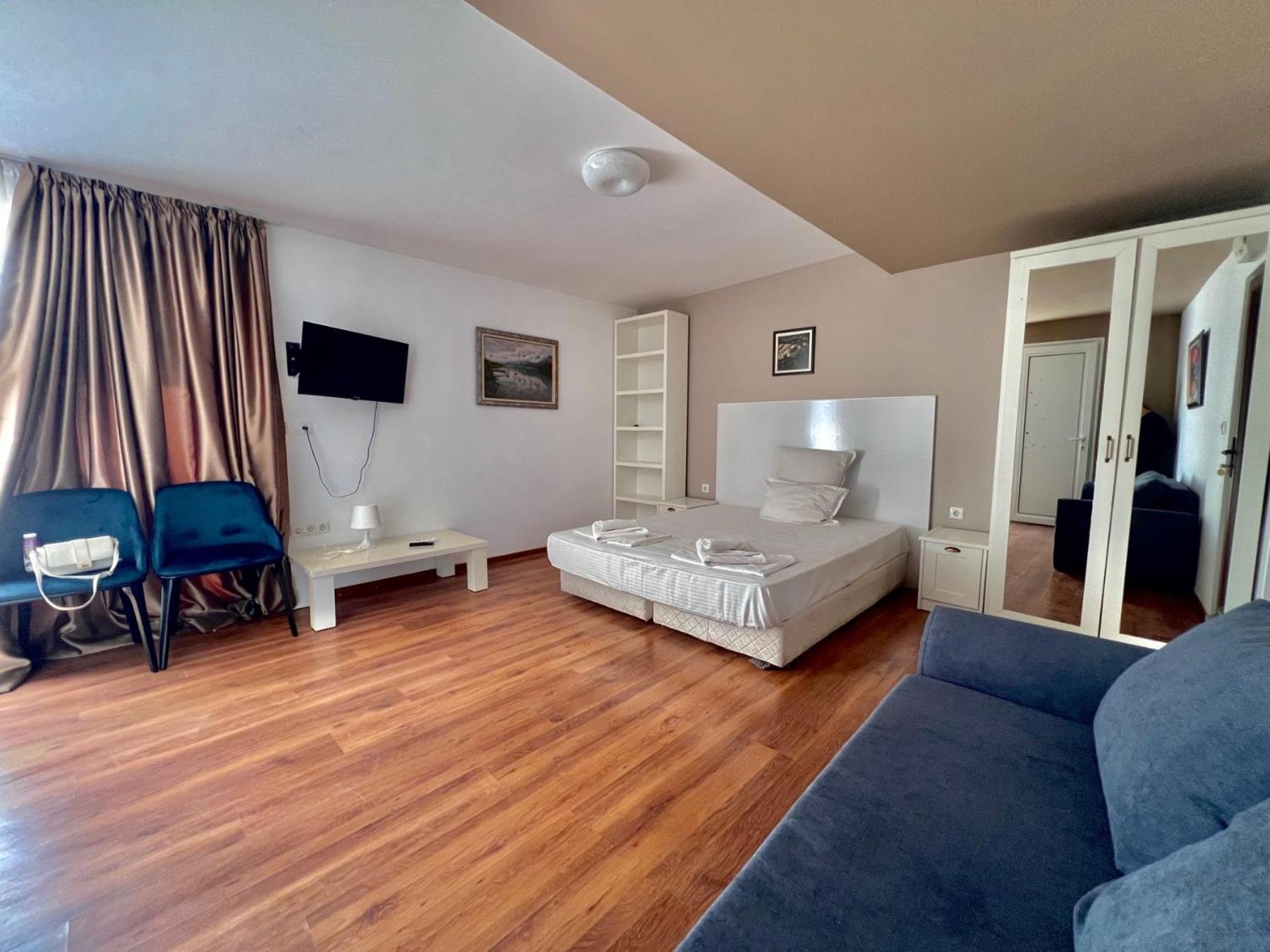 Kiara Apartments