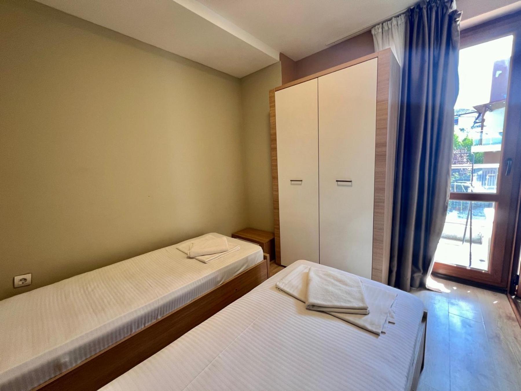 Kiara Apartments