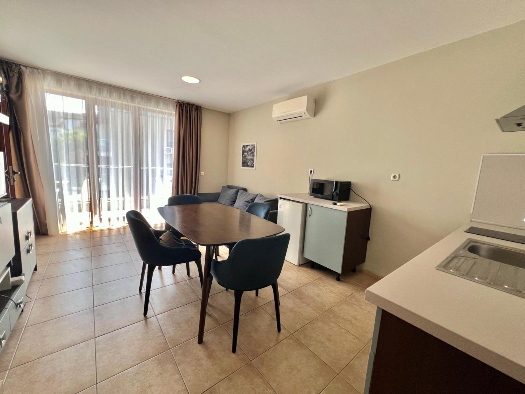 Kiara Apartments