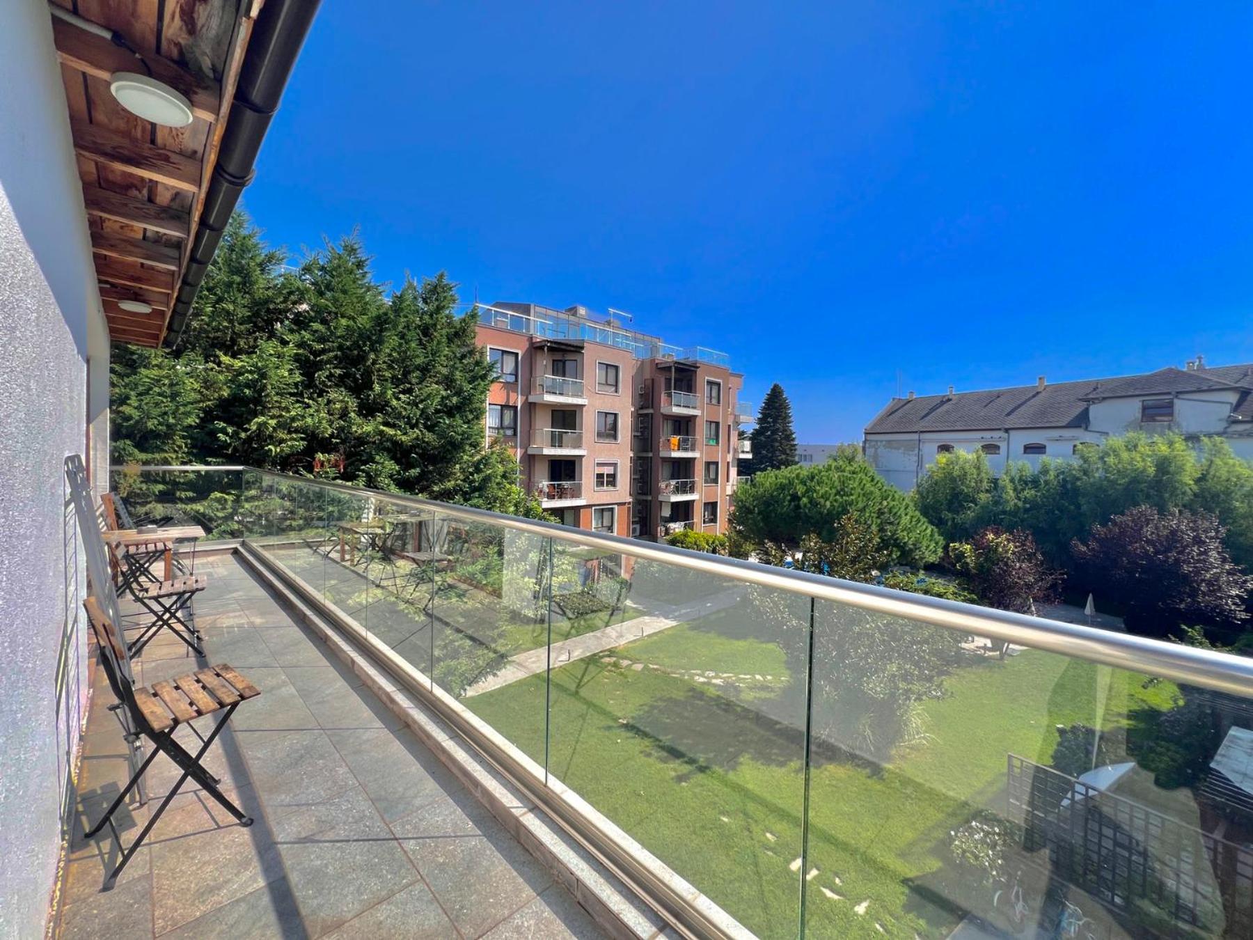 Kiara Apartments
