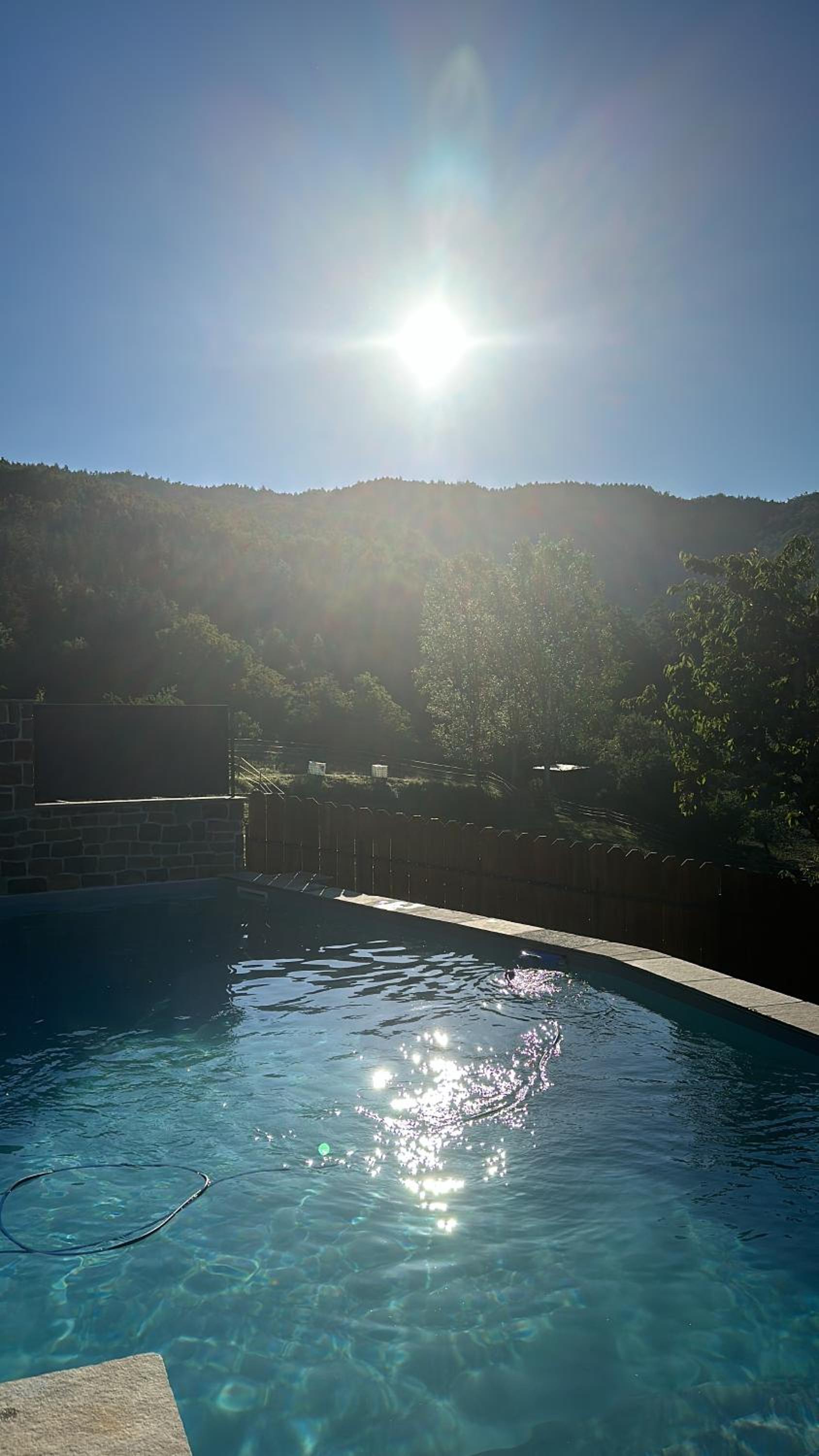 B&B A…Monte view 5