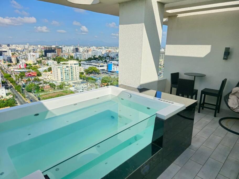 Luxury penthouse con jacuzzi privado, Gym, pool view 2