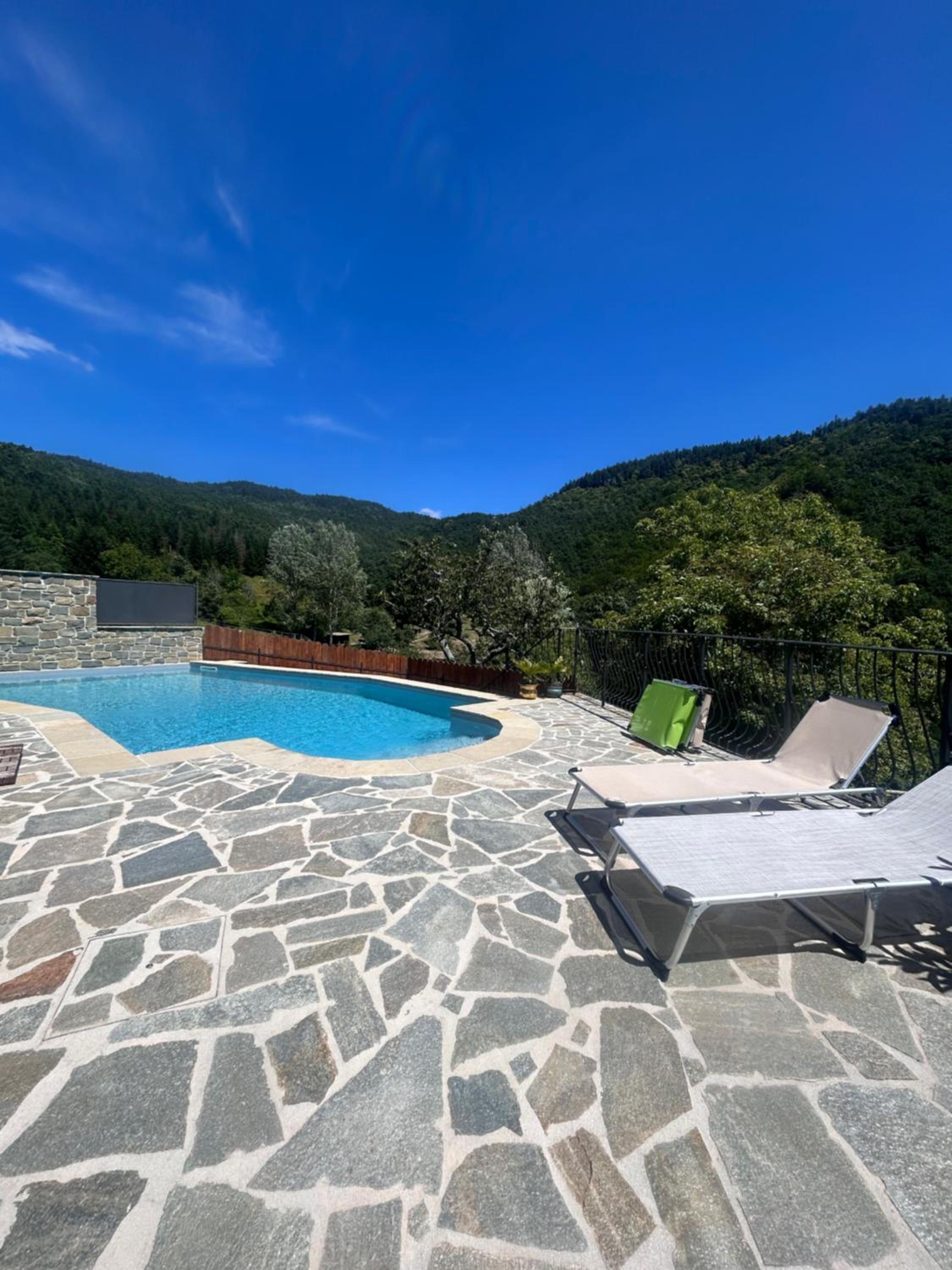 B&B A…Monte view 3