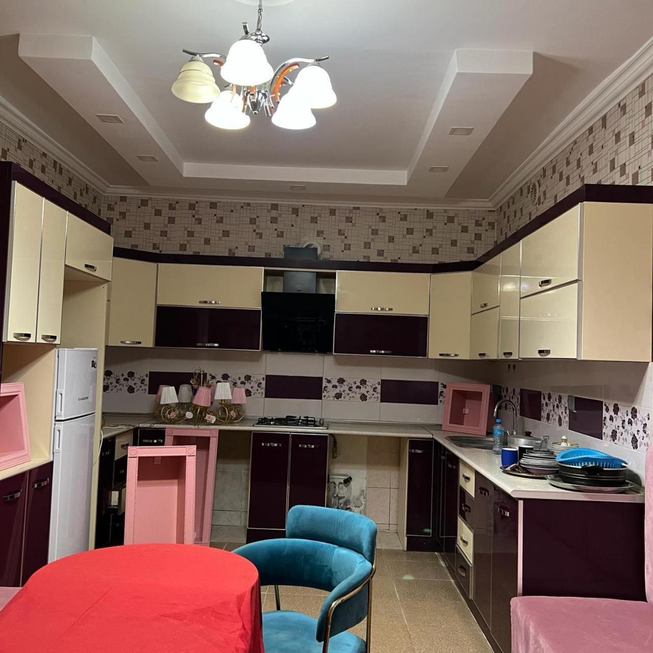 khalglar dosthlugu hostel