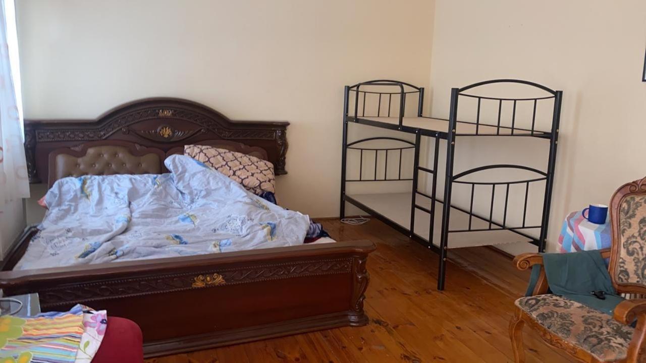 khalglar dosthlugu hostel