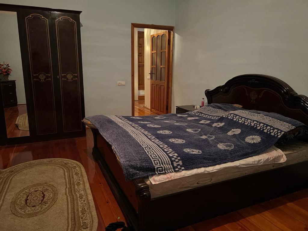 khalglar dosthlugu hostel
