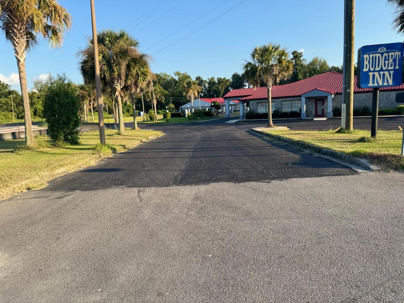 Budget Inn By Belvilla St George I-95 view 2