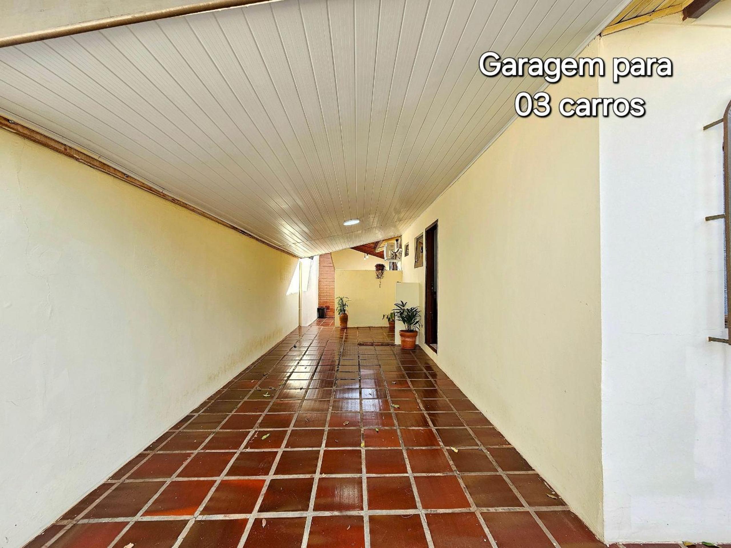 Casa Familiar 3 quartos 10 minutos centro