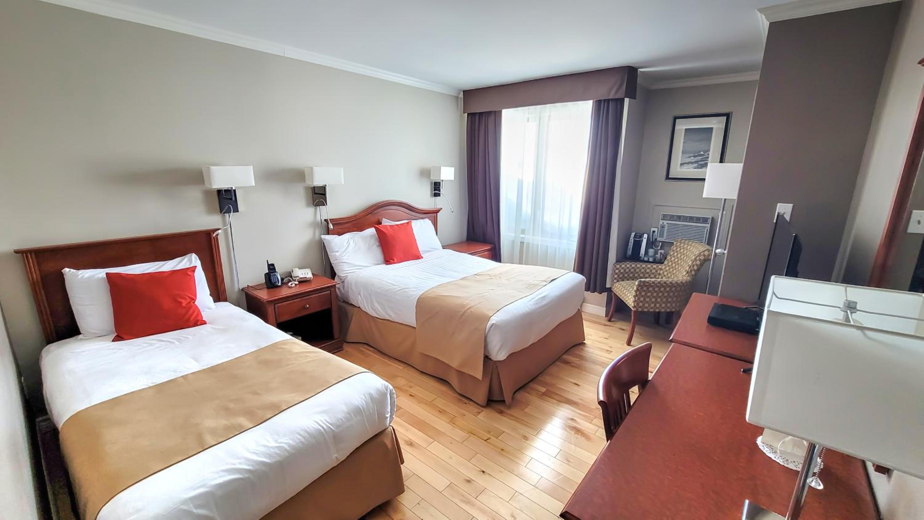 BATTURES Hotel Fjord Saguenay