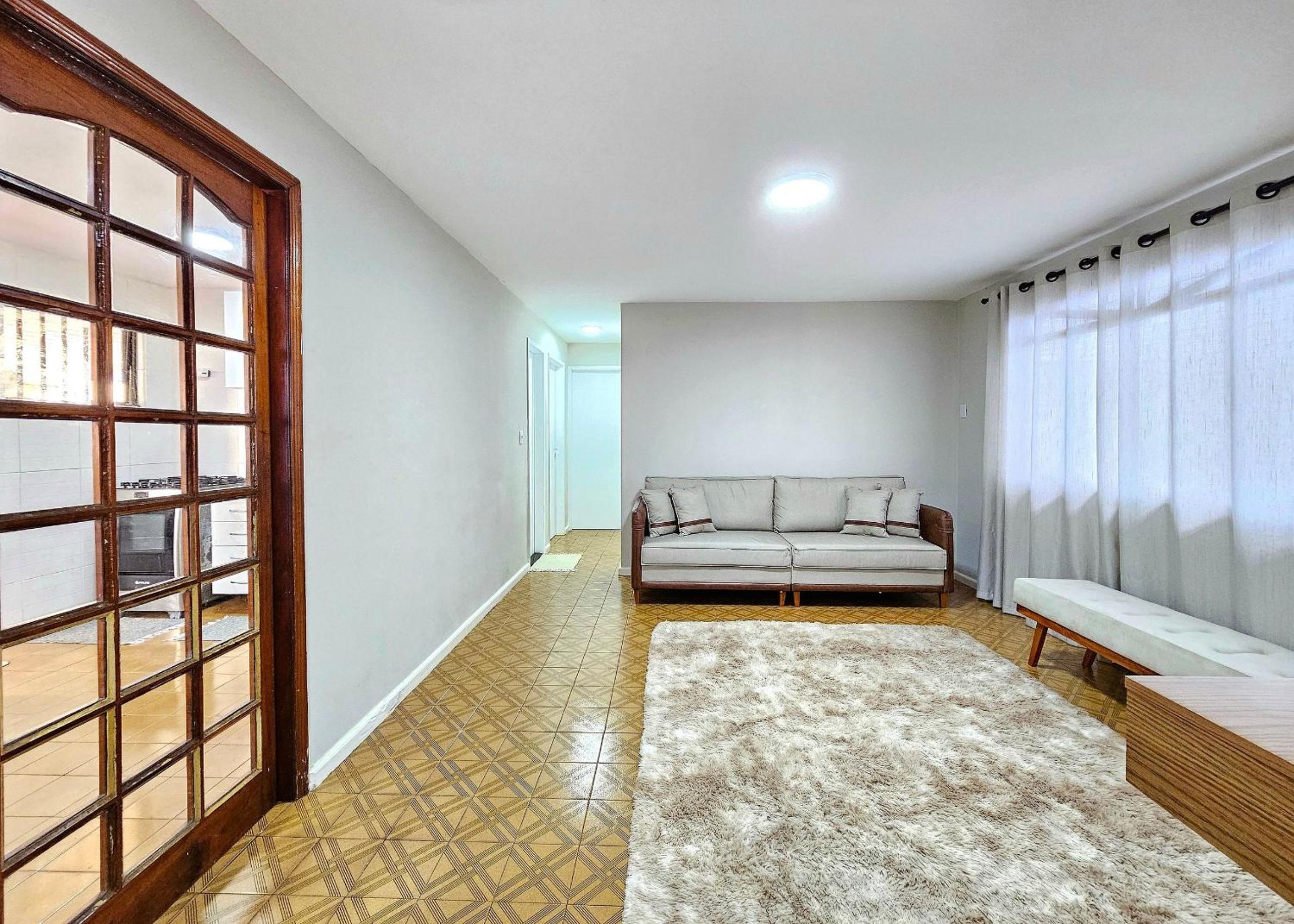 Casa Familiar 3 quartos 10 minutos centro