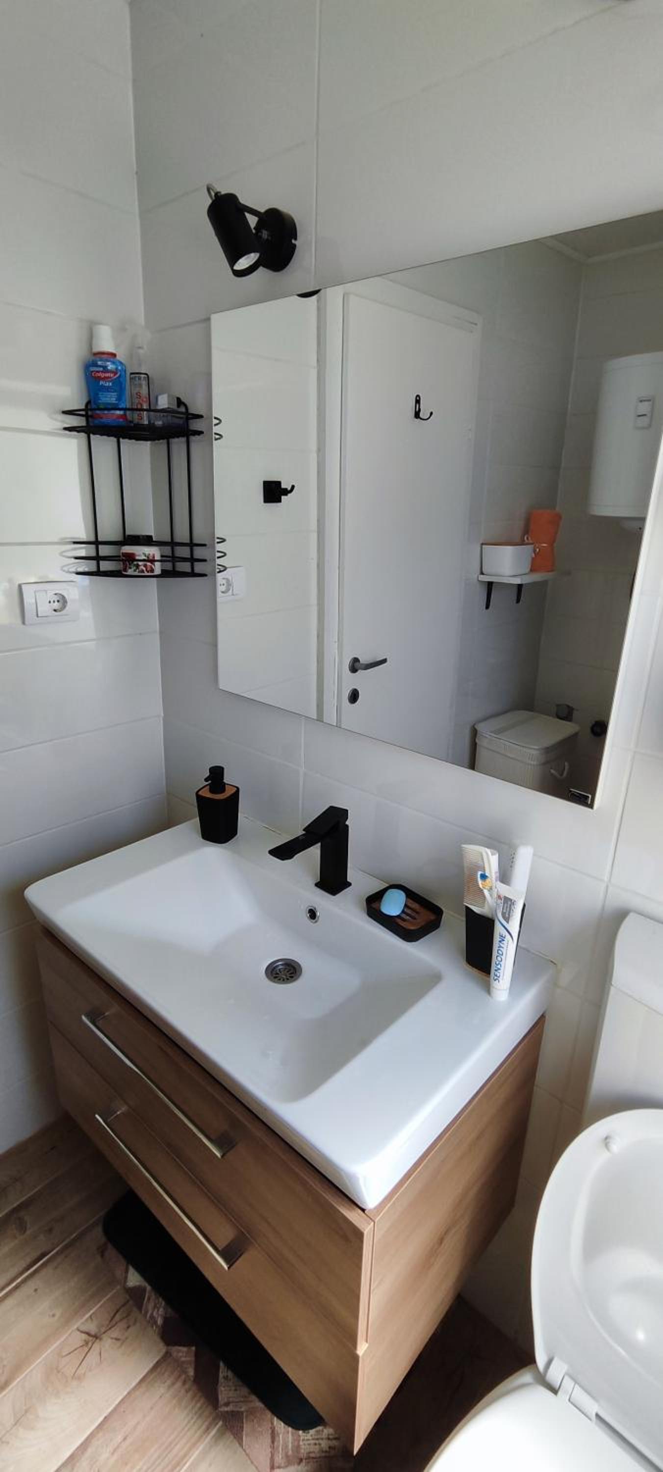Photo 9