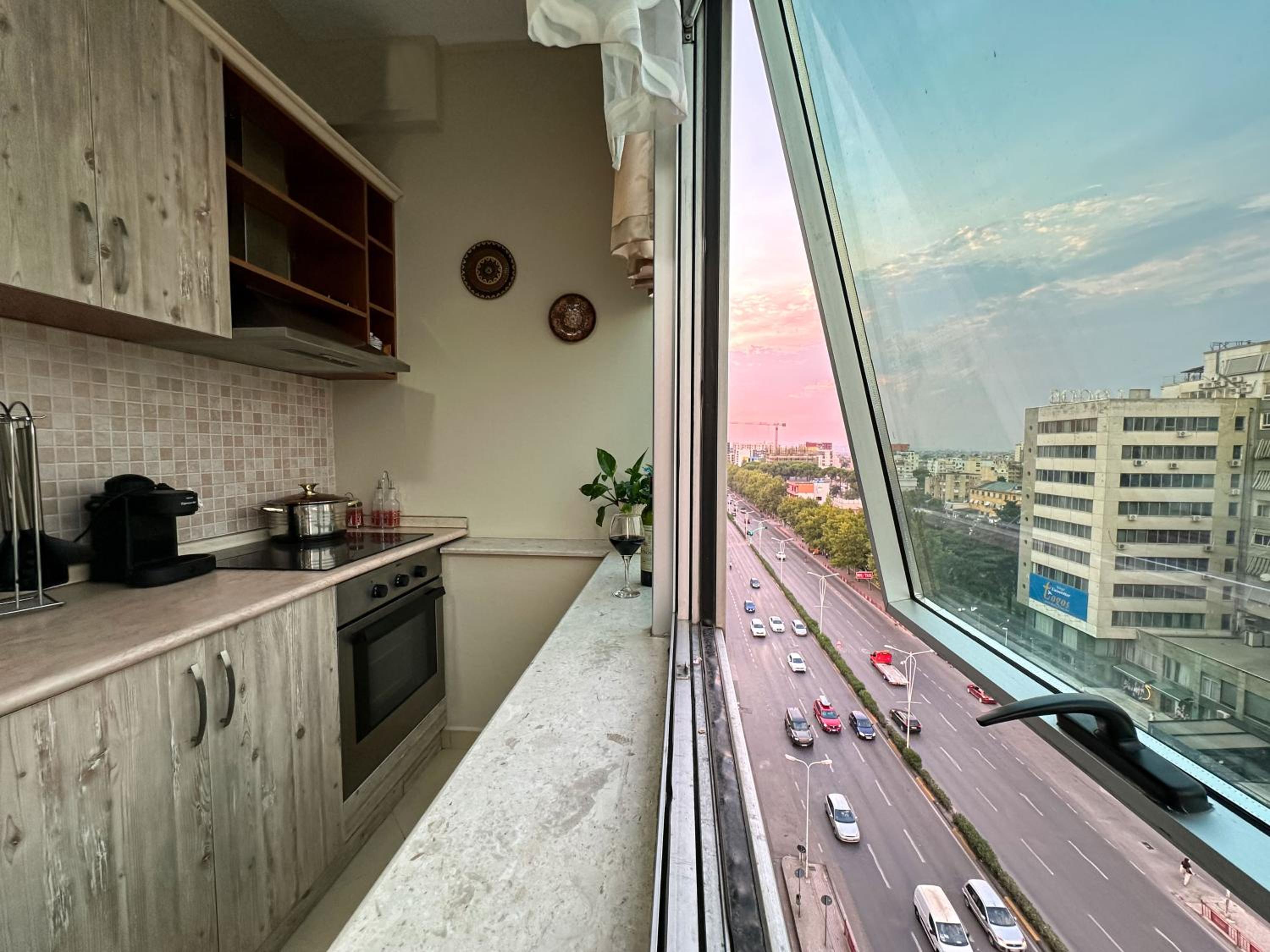 Home Select Tirana 4